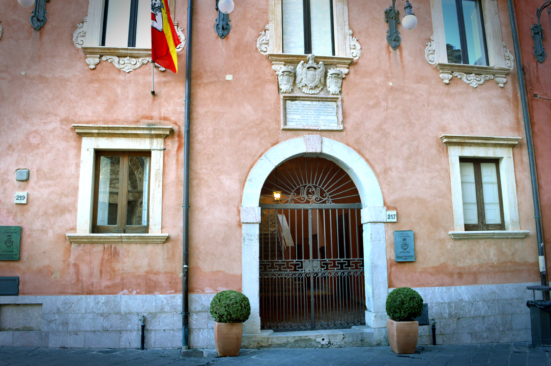 Palazzo dei Giurati, Corso Umberto 217 (2° Piano), Taormina, 98039